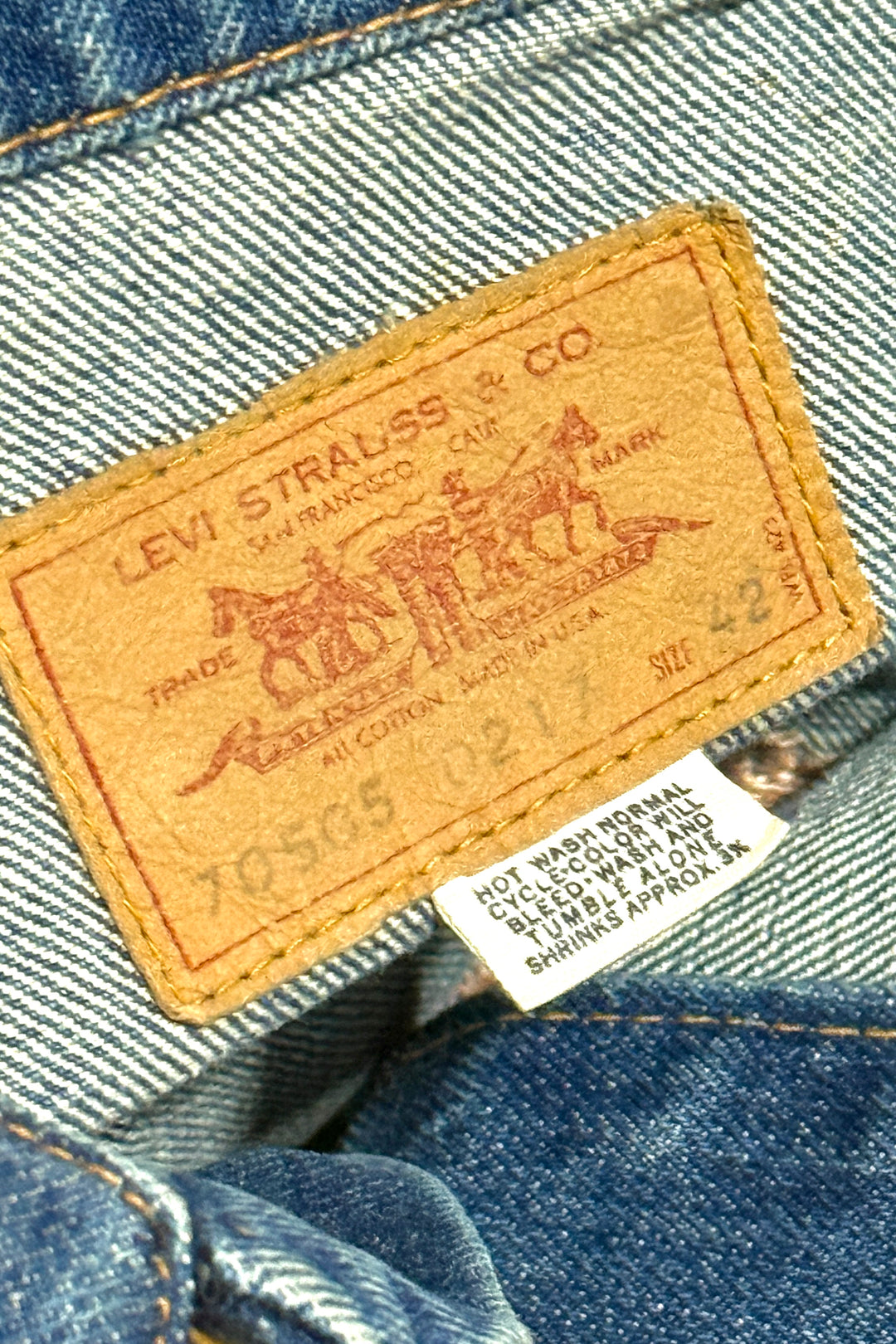 1970’S LEVI’S X SKATEBOARDER MAGAZINE TYPE III HAND EMBROIDERED FOR WARREN BOLSTER DENIM TRUCKER JACKET 42 LARGE