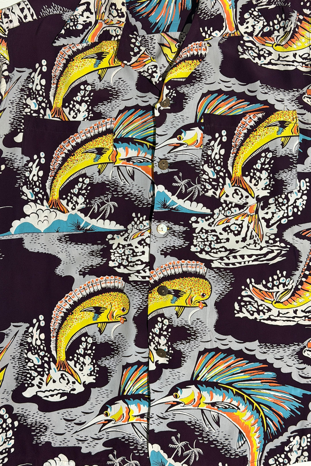 1950’S SHAHEEN’S OF HONOLULU MADE IN USA CROPPED MARLIN PRINTED SELVEDGE FILAMENT RAYON LOOP COLLAR S/S B.D. HAWAIIAN SHIRT LARGE