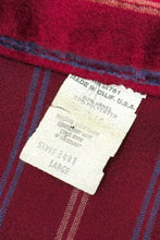 Cargar imagen en el visor de la galería, 1970’S VELOUR MADE IN USA CROPPED CLUB COLLAR TRACK JACKET MEDIUM
