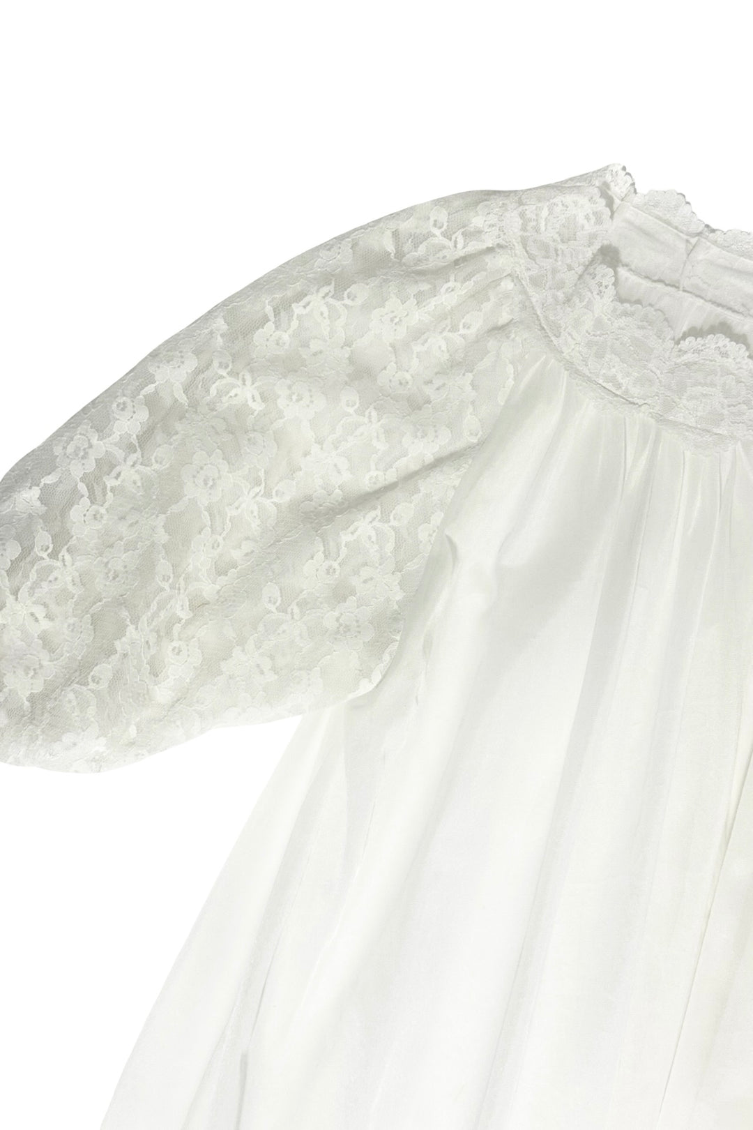 LATE 1950S/EARLY 1960s ETHEREAL MADE IN USA COQUETTE WHITE PUFF SLEEVE LACE PEIGNOIR &amp; NIGHTGOWN DRESS SET SMALL
