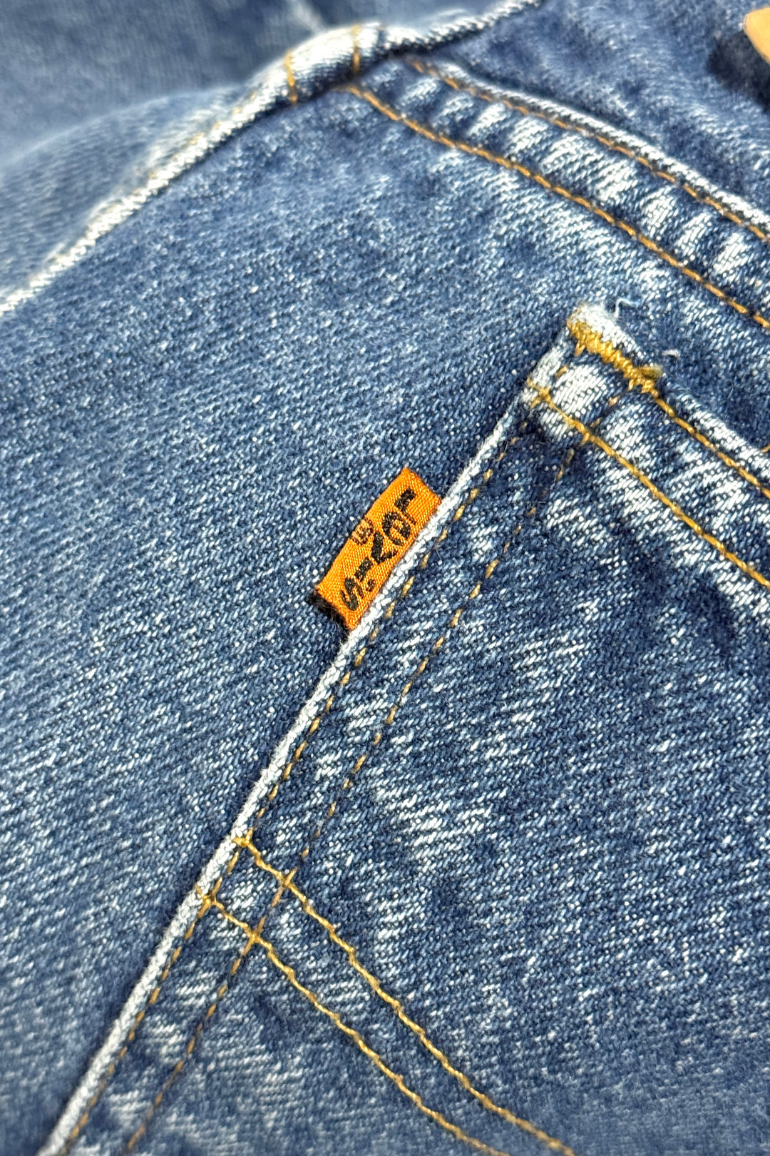 1990’S LEVI’S 505 ORANGE TAB FADED LIGHT WASH STRAIGHT LEG DENIM JEANS 30 X 30
