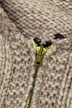 Load image into Gallery viewer, 1940’S ELK COWICHAN MADE IN CANADA CROPPED KNIT WOOL ZIP SWEATER JACKET X-LARGE
