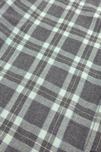 Load image into Gallery viewer, 1990’S J CREW OARMAN PLAID FLANNEL L/S B.D. SHIRT X-LARGE
