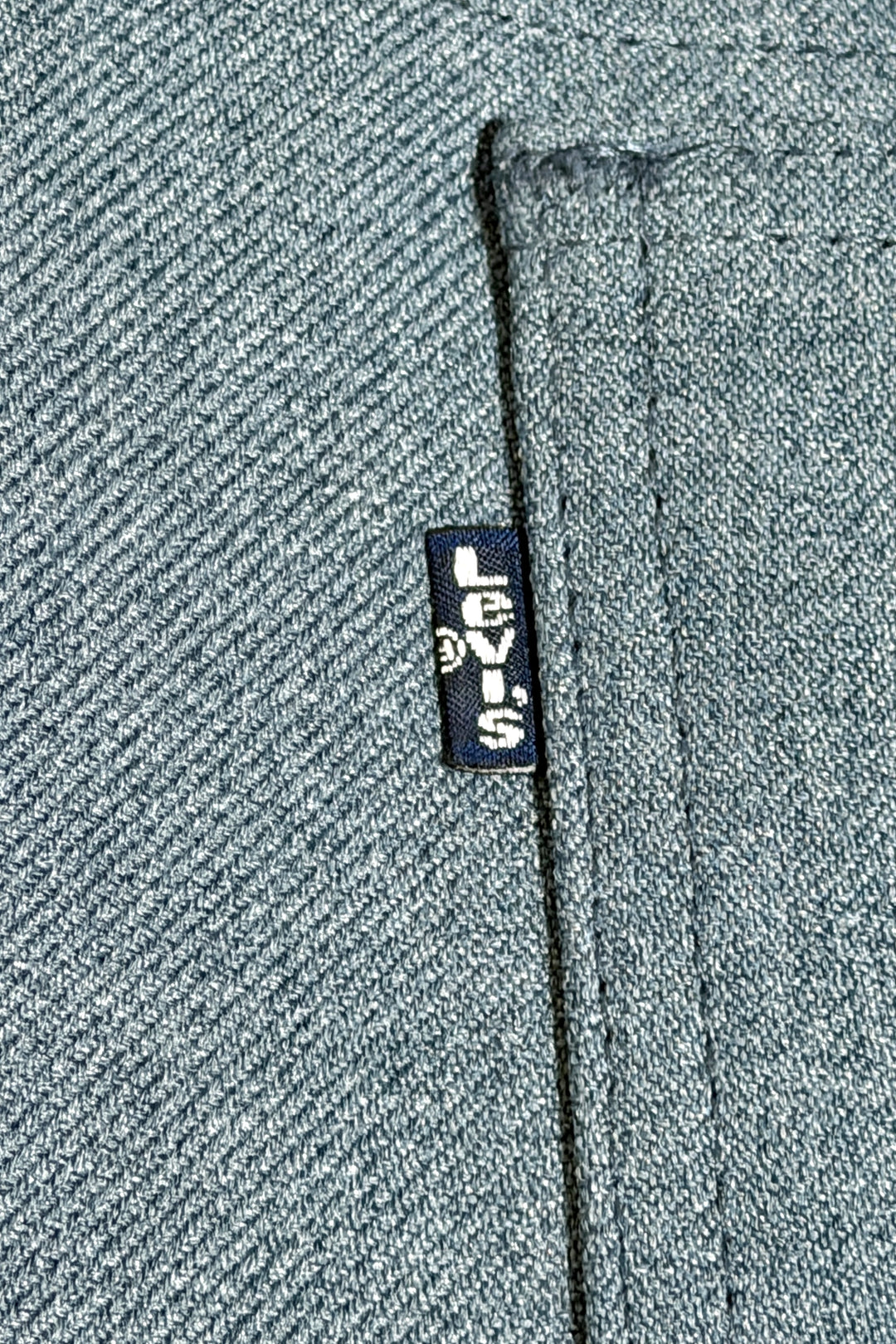 1990’S DEADSTOCK LEVI’S STAPREST 517 MADE IN USA MARLED LIGHT BLUE WESTERN BOOTCUT PANTS 28 X 30