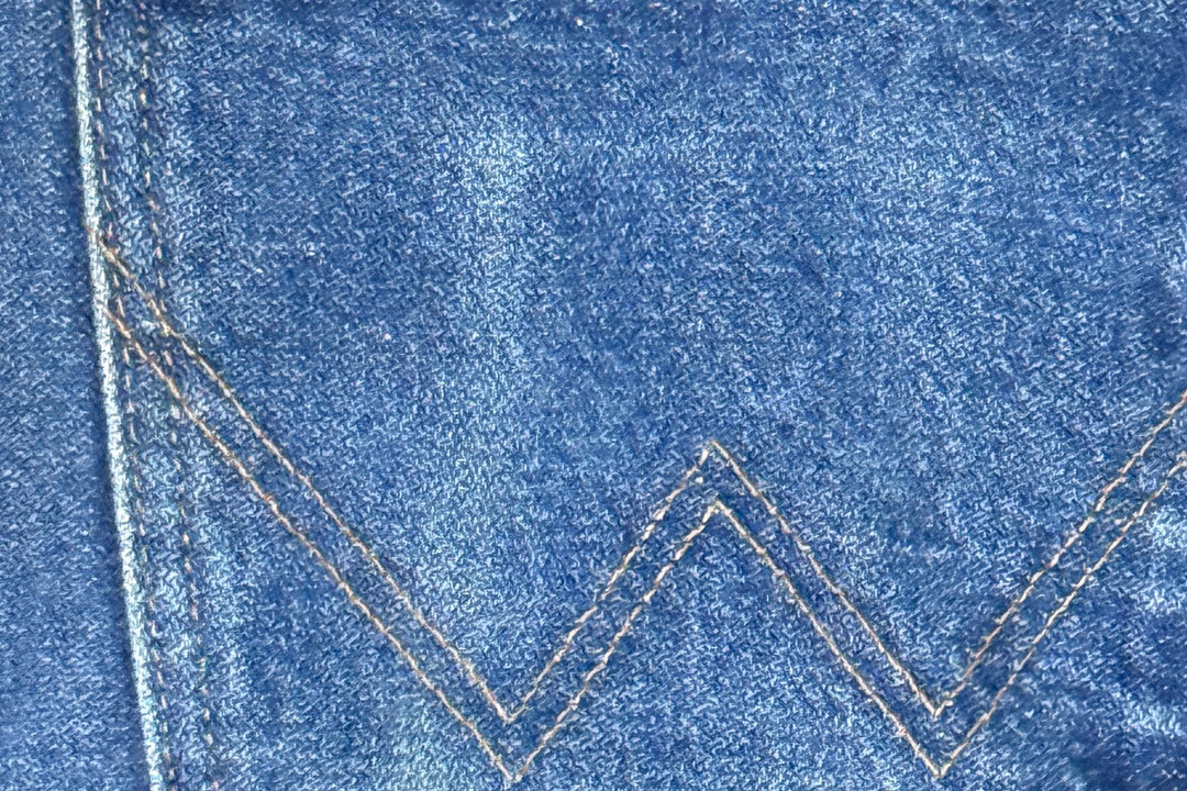 1990’S WRANGLER 13MWZ COWBOY CUT FADED DENIM 9” CUT OFF SHORTS 32