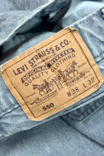 Load image into Gallery viewer, 1990&#39;S LEVI’S 550 ORANGE TAB MADE IN USA GREY DENIM JEANS 34 X 30
