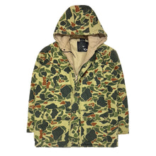 Cargar imagen en el visor de la galería, 1970’S 10X MADE IN USA HOODED DUCK CAMO PARKA JACKET LARGE
