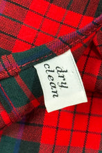 Load image into Gallery viewer, 1970’S PENDLETON MADE IN USA PLAID WOOL MACNICOL TARTAN L/S B.D. SHIRT LARGE
