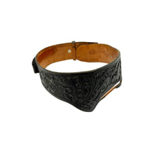 Load image into Gallery viewer, 1970’S BLACK WESTERN HAND TOOLED LEATHER HOLSTER BELT 30
