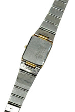 Load image into Gallery viewer, 1980’S SEIKO GOLD FACE RECTANGLE WOMEN’S WRISTWATCH
