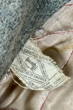 Cargar imagen en el visor de la galería, 1940’S MARLED GRAY UNION MADE IN USA QUILTED LINER WOOL JACKET LARGE
