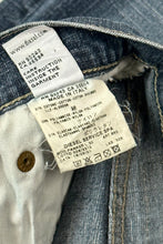 Load image into Gallery viewer, 1990’S DIESEL MADE IN ITALY BOOTCUT MEDIUM WASH DENIM JEANS 30 X 30
