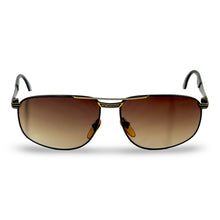 Load image into Gallery viewer, 1970’S WINCHESTER RIFLES MADE IN USA GRADIENT BLACK METAL AVIATOR SUNGLASSES
