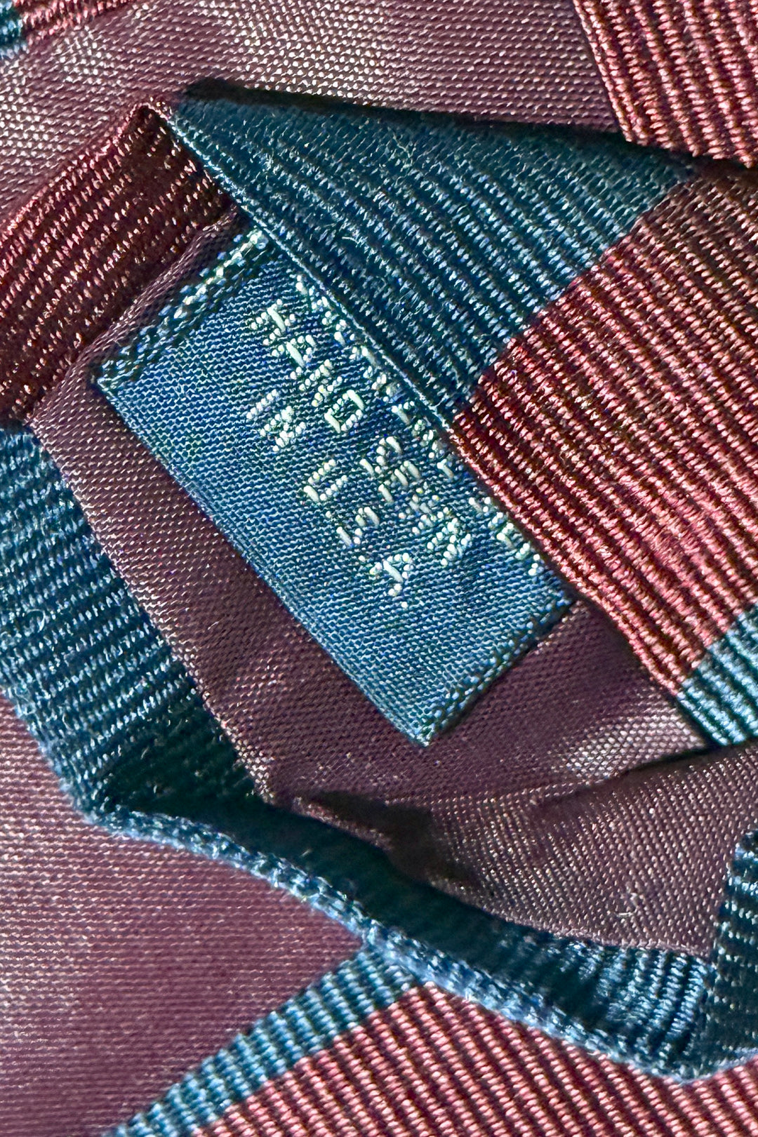 1990’S LANDS’ END MADE IN USA 100% ITALIAN SILK STRIPED NECKTIE