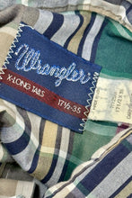 Cargar imagen en el visor de la galería, 1990’S WRANGLER MADE IN USA PLAID WESTERN PEARL SNAP L/S B.D. SHIRT X-LARGE
