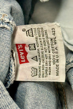 Load image into Gallery viewer, 1990’S LEVI’S MADE IN USA 501 LIGHT WASH DENIM JEANS 40 X 29
