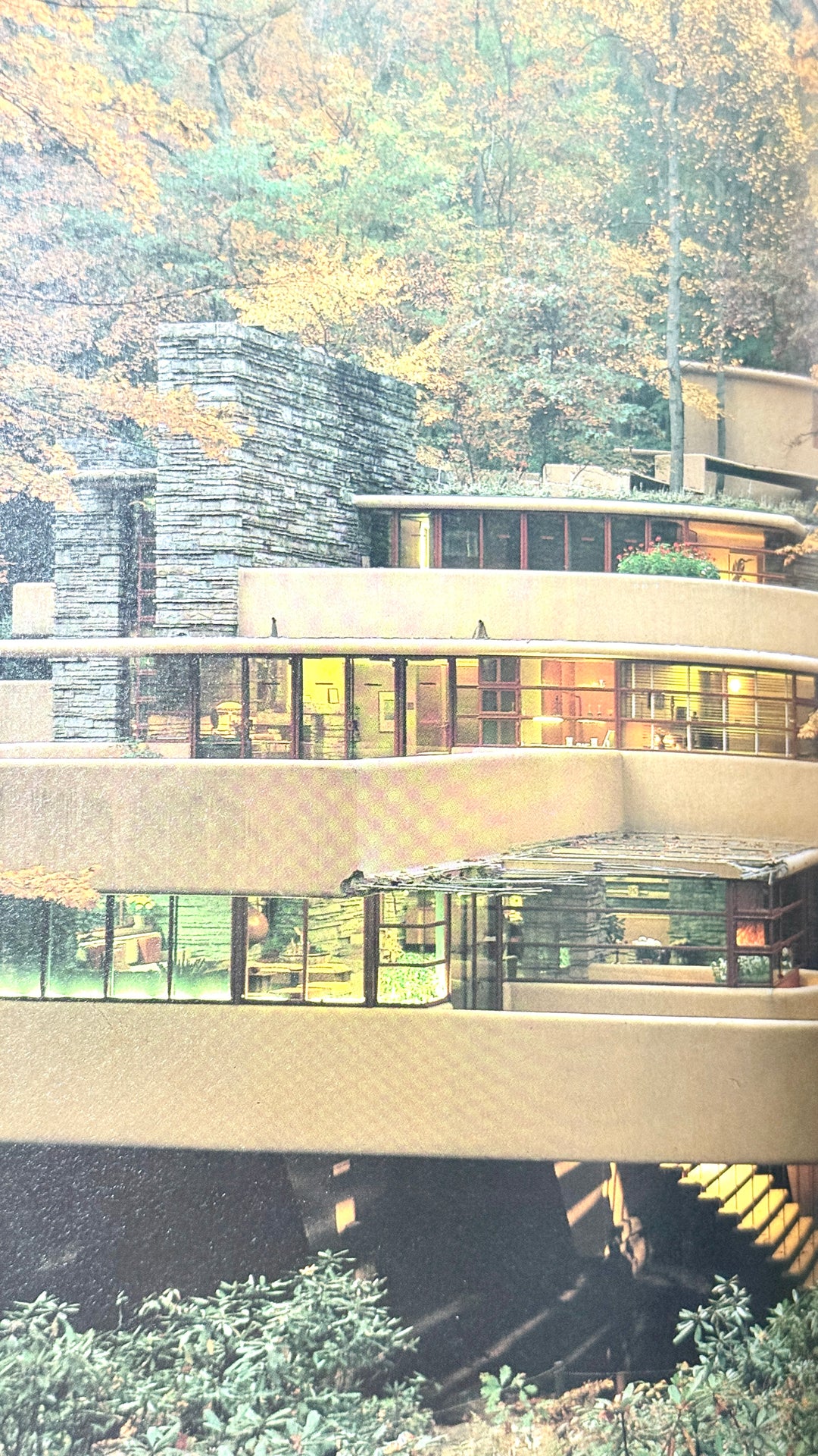 FRANK LLOYD WRIGHT ARCHITECTURE BOOK