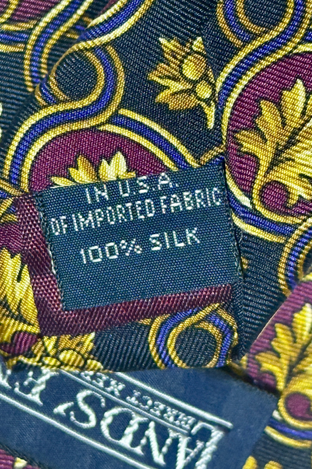 1990’S LANDS’ END MADE IN USA 100% ITALIAN SILK GRAPE PRINT NECKTIE