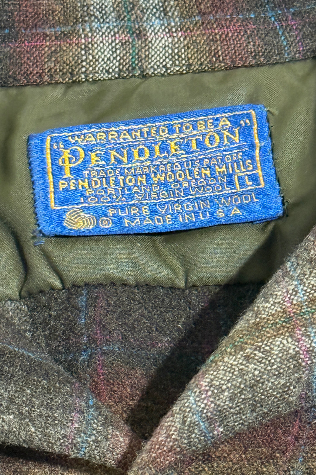 1970’S PENDLETON MADE IN USA THRASHED & REPAIRED CROPPED WOOL PLAID FLANNEL BOARD L/S B.D. SHIRT LARGE