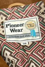 Load image into Gallery viewer, 1960’S PIONEER WEAR MADE IN USA CROPPED WESTERN LINED COWHIDE LEATHER JACKET MEDIUM
