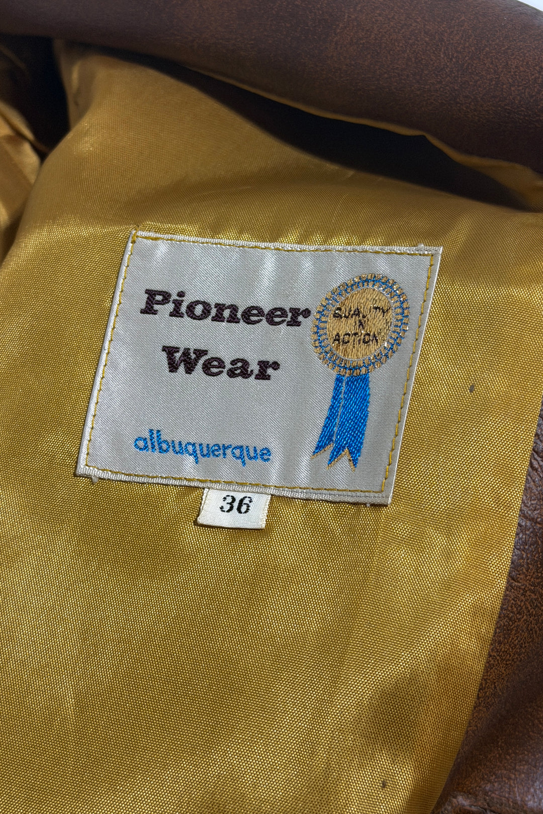 1960’S PIONEER WEAR MADE IN USA CROPPED REPAIRED LINED FAUX LEATHER WESTERN FRINGE JACKET MEDIUM