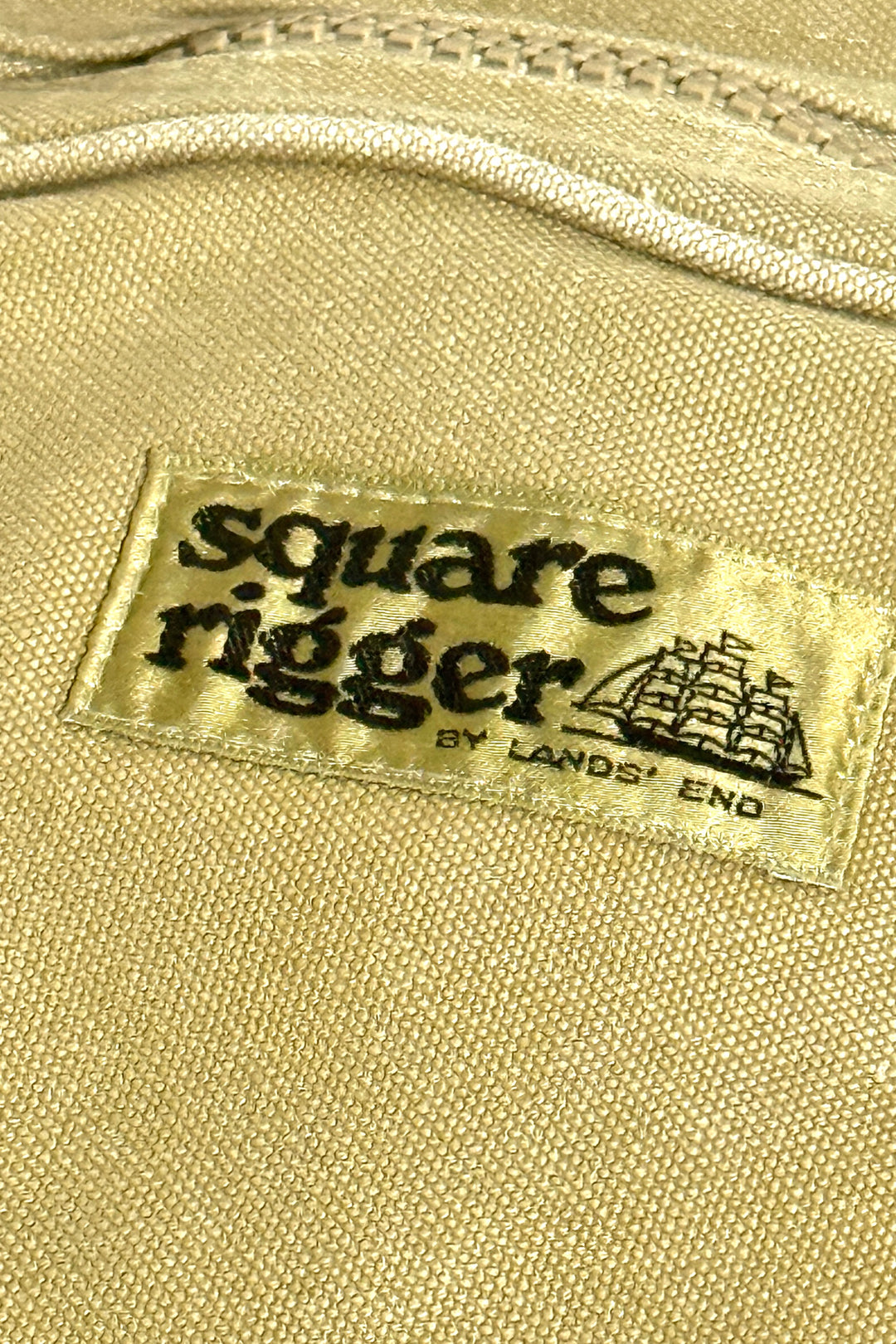 1980’S LANDS’ END MADE IN USA SQUARE RIGGER ®️ CANVAS LUGGAGE BAG