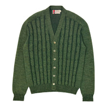 Cargar imagen en el visor de la galería, 1940’S REVERE MADE IN USA CABLE CROPPED KNIT WOOL CARDIGAN SWEATER LARGE
