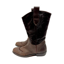 Load image into Gallery viewer, 1990’S HUGO BY HUGO BOSS MADE IN ITALY WESTERN PONY HAIR ON HIDE CONTRAST LEATHER RANCHER BOOTS 10
