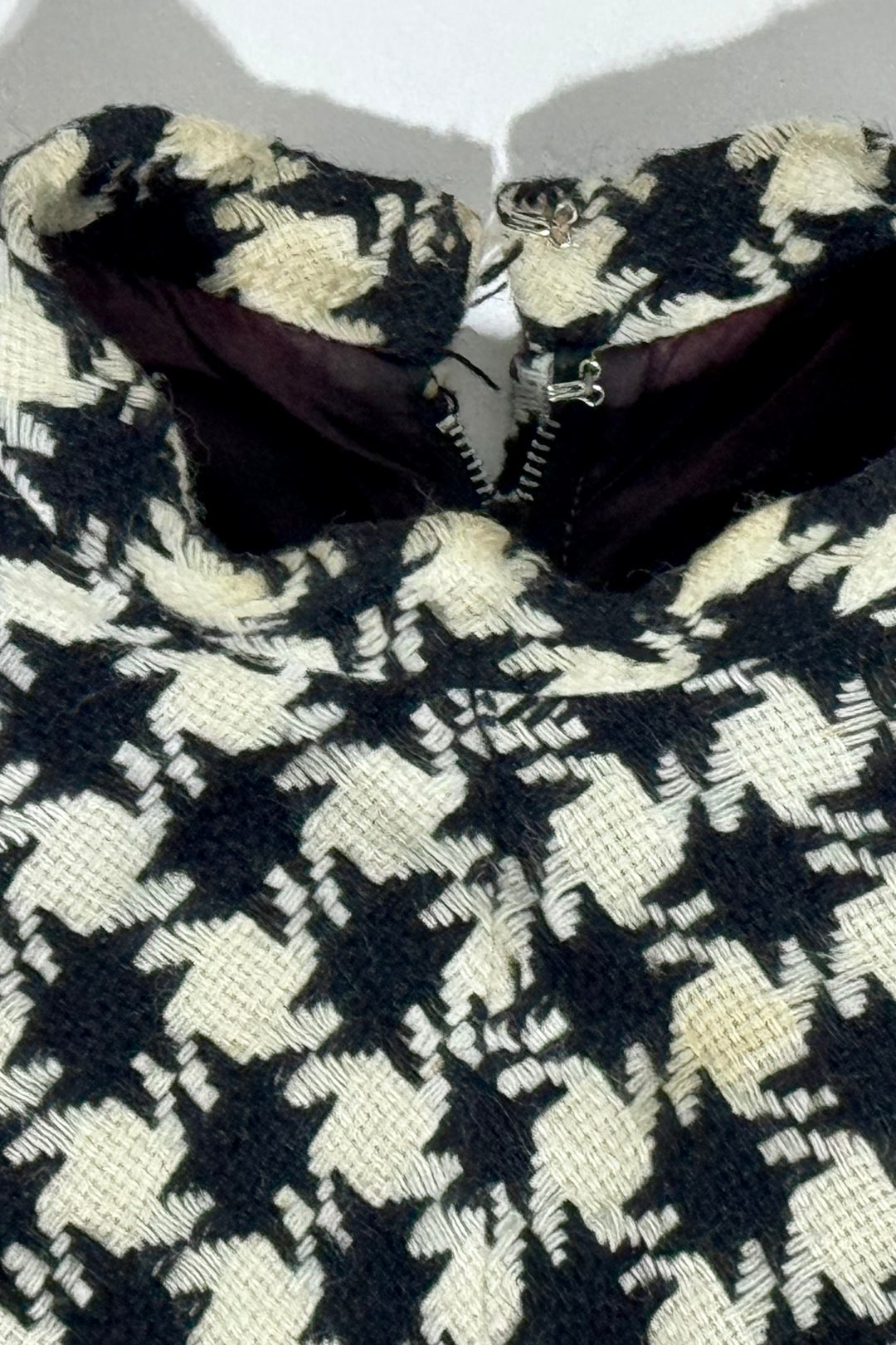 1960S MOD MADE IN USA BLACK &amp; WHITE WOOL HOUNDSTOOTH TUNIC &amp; SKIRT TWO-PIECE SET WOMEN’S SMALL/MEDIUM