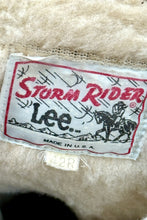 Cargar imagen en el visor de la galería, 1960’S LEE MADE IN USA CROPPED SHERPA LINED STORMRIDER JACKET LARGE
