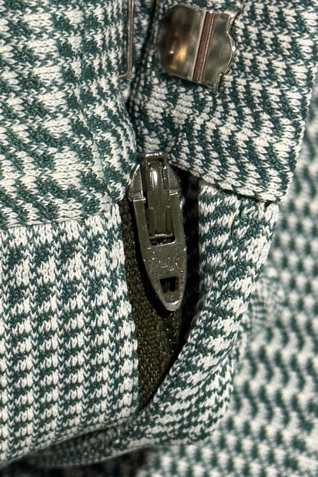 1970’S PENNEY’S MADE IN USA HOUNDSTOOTH PLAID FLARED DISCO PANTS 34 X 28