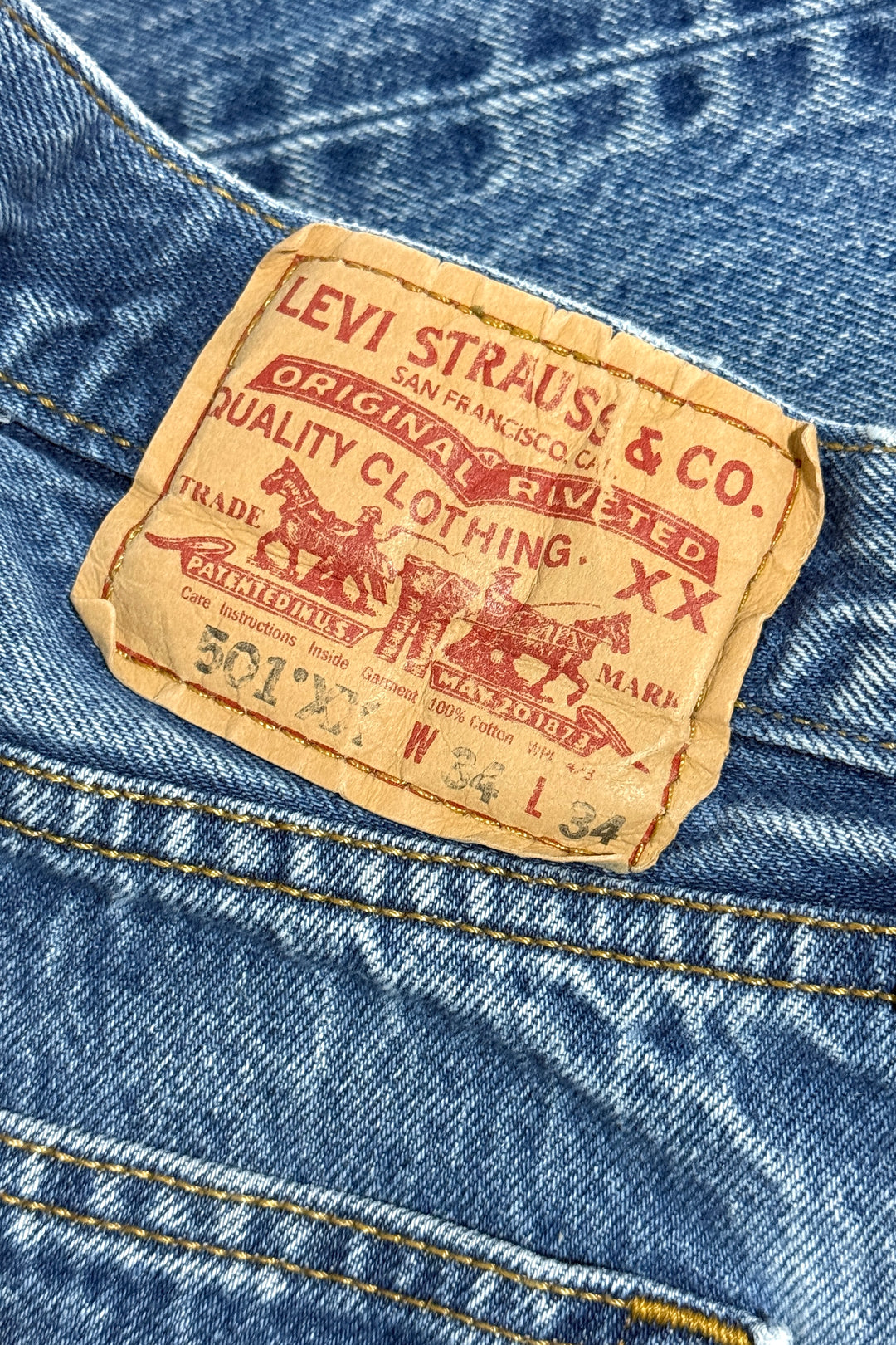 1990’S LEVI’S 501XX FADED LIGHT WASH DENIM JEANS 30 X 30