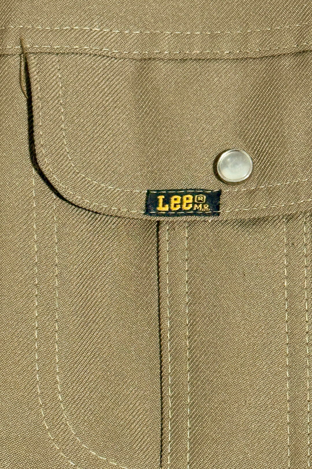 1970’S LEE MADE IN USA CROPPED KHAKI WESTERN PEARL SNAP TRUCKER JACKET X-LARGE