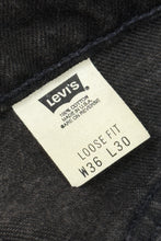 Cargar imagen en el visor de la galería, 1990&#39;S LEVI’S 545 MADE IN USA BLACK DENIM JEANS 34 X 30
