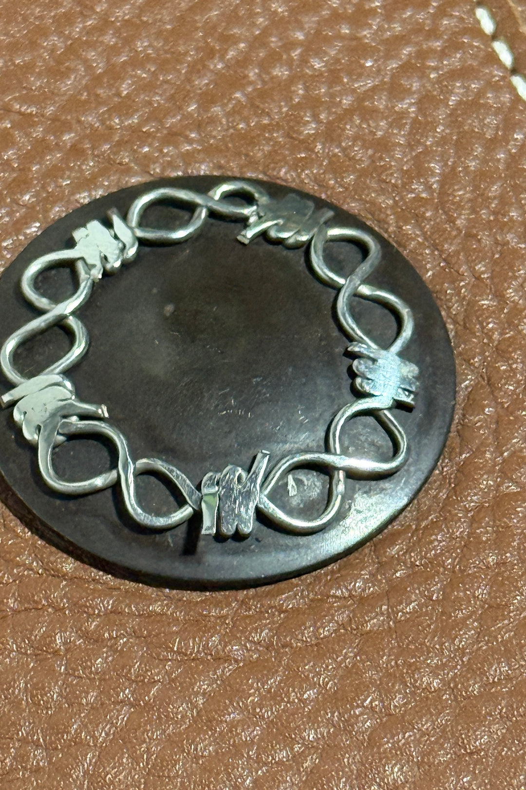 1990’S BARBED WIRE MADE IN USA HANDMADE FULL LEATHER WESTERN CHAPS LARGE