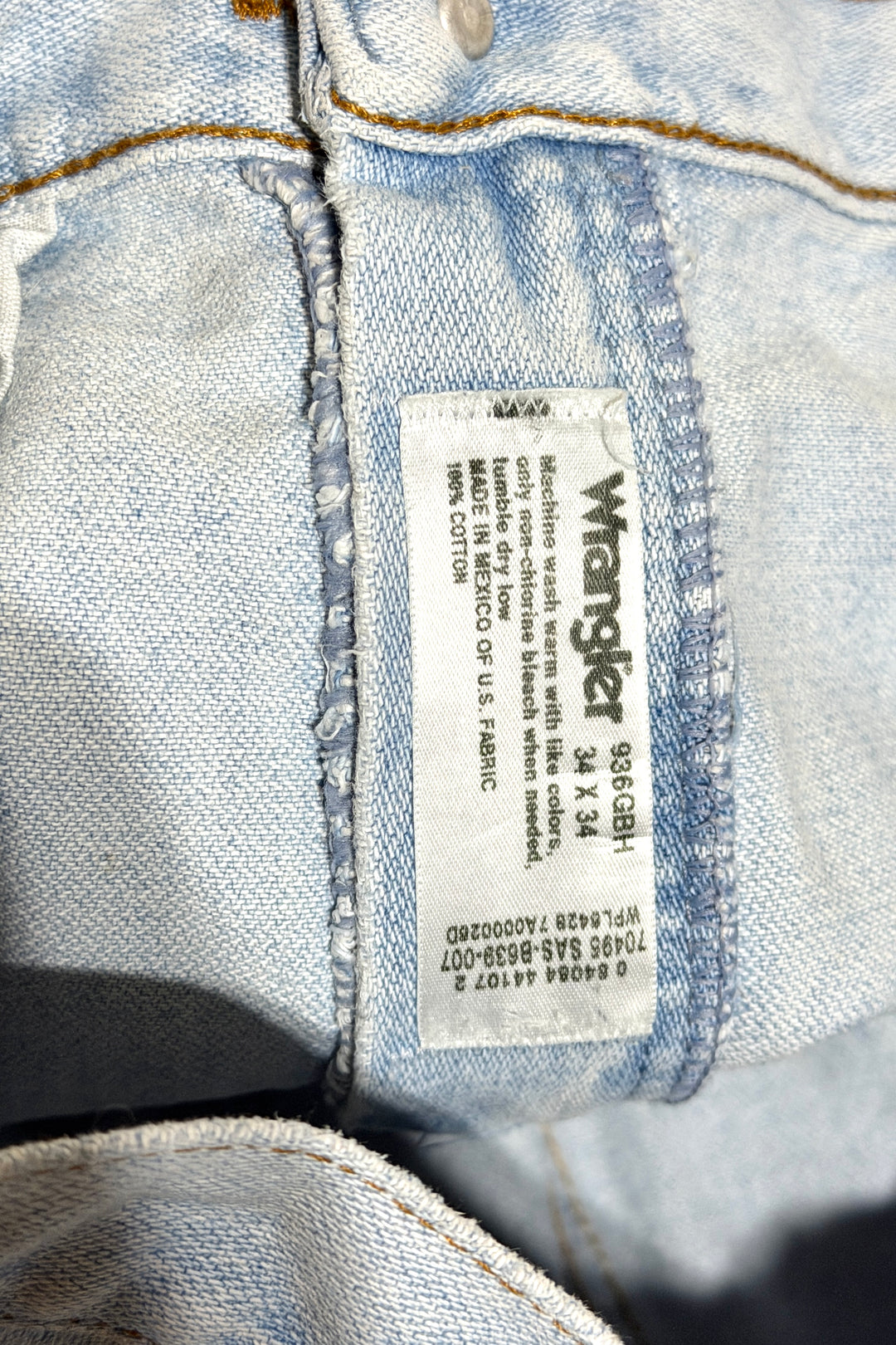 2000’S WRANGLER 936 FADED LIGHT WASH WESTERN BOOTCUT DENIM JEANS 34 X 34