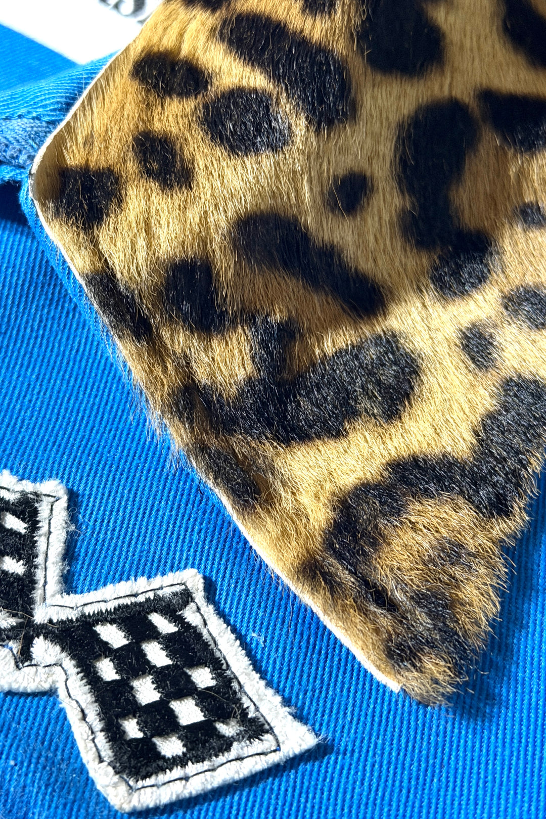 1970’S MASK “SEX MANIAC” MADE IN USA CROPPED ITALIAN LEOPARD PRINT PONY HAIR COLLAR K BRAND PATCHED RACING JACKET LARGE
