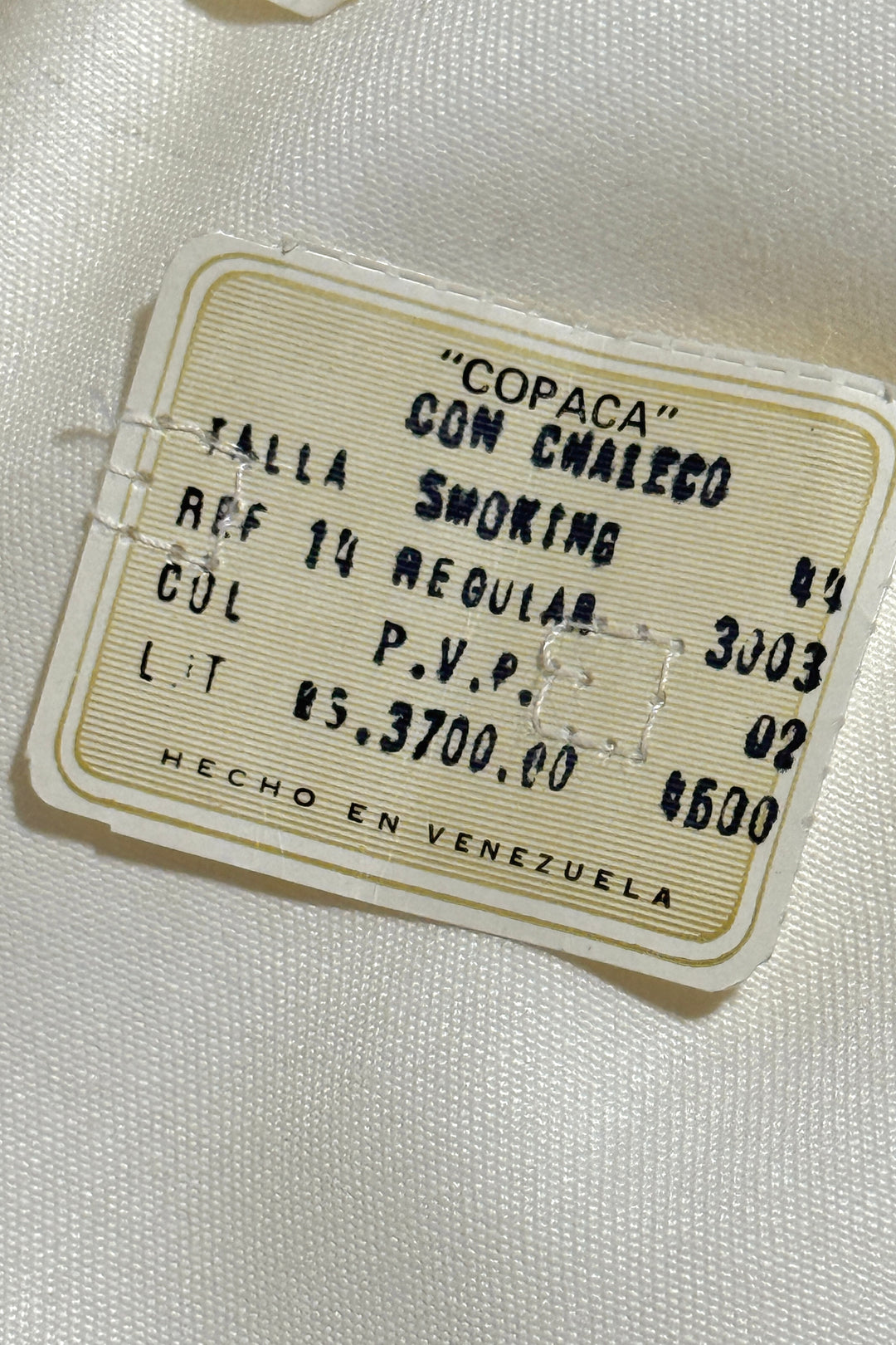 1970’S DEADSTOCK MONTE CRISTO “COPA” IVORY FLARED LEG TUXEDO SUIT 42R