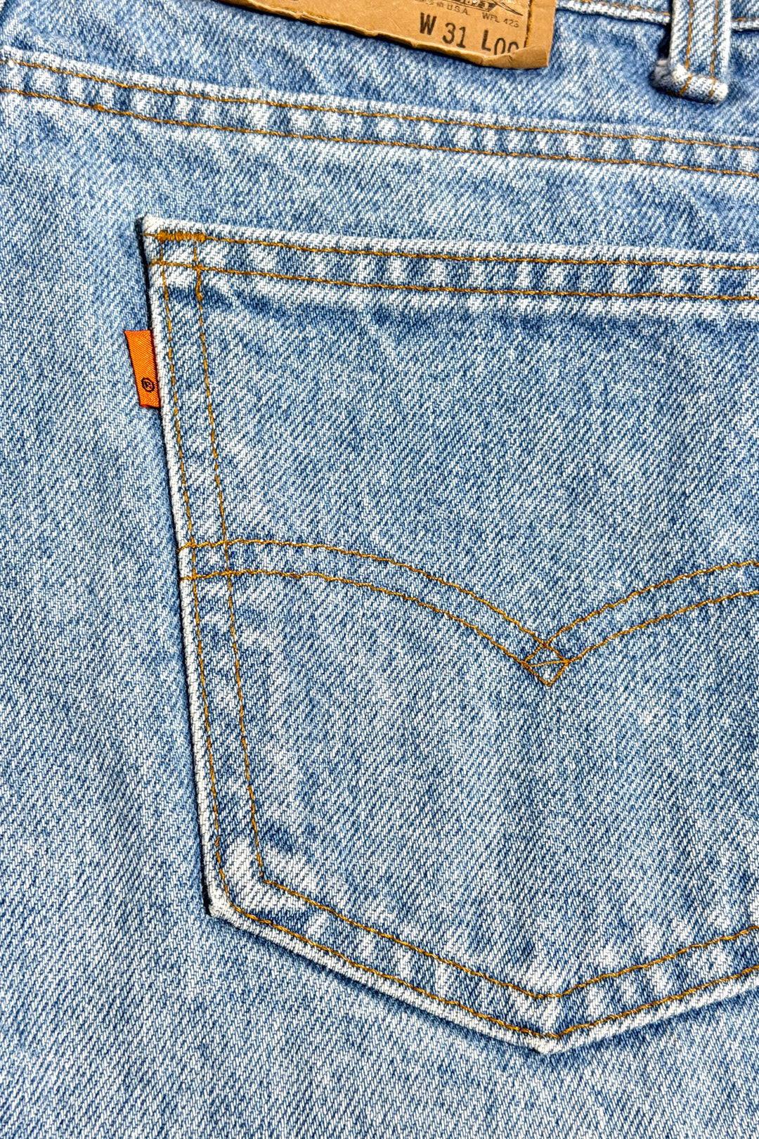 1980’S LEVI’S 505 ORANGE TAB MADE IN USA LIGHT WASH 8.5” DENIM SHORTS 30