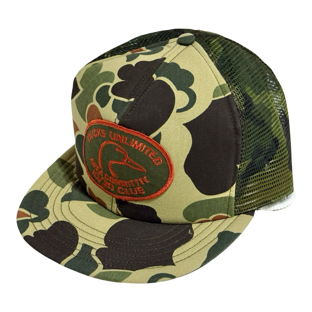 1970’S DUCKS UNLIMITED MADE IN USA HUNTING CAMO FOAM & MESH TRUCKER HAT