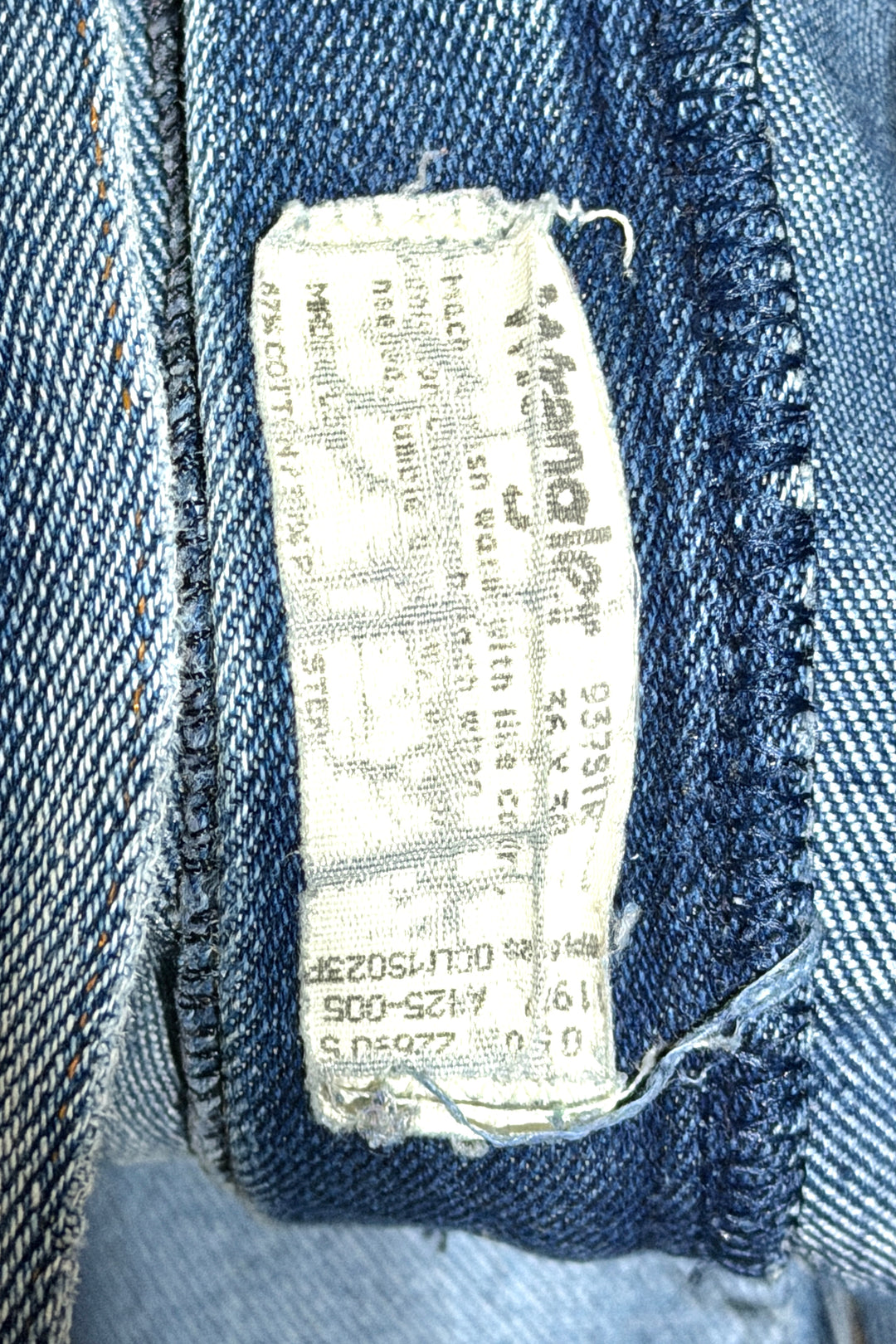 1970’S WRANGLER 937 MADE IN USA THRASHED &amp; FADED LIGHT WASH WESTERN DENIM JEANS 32 X 30