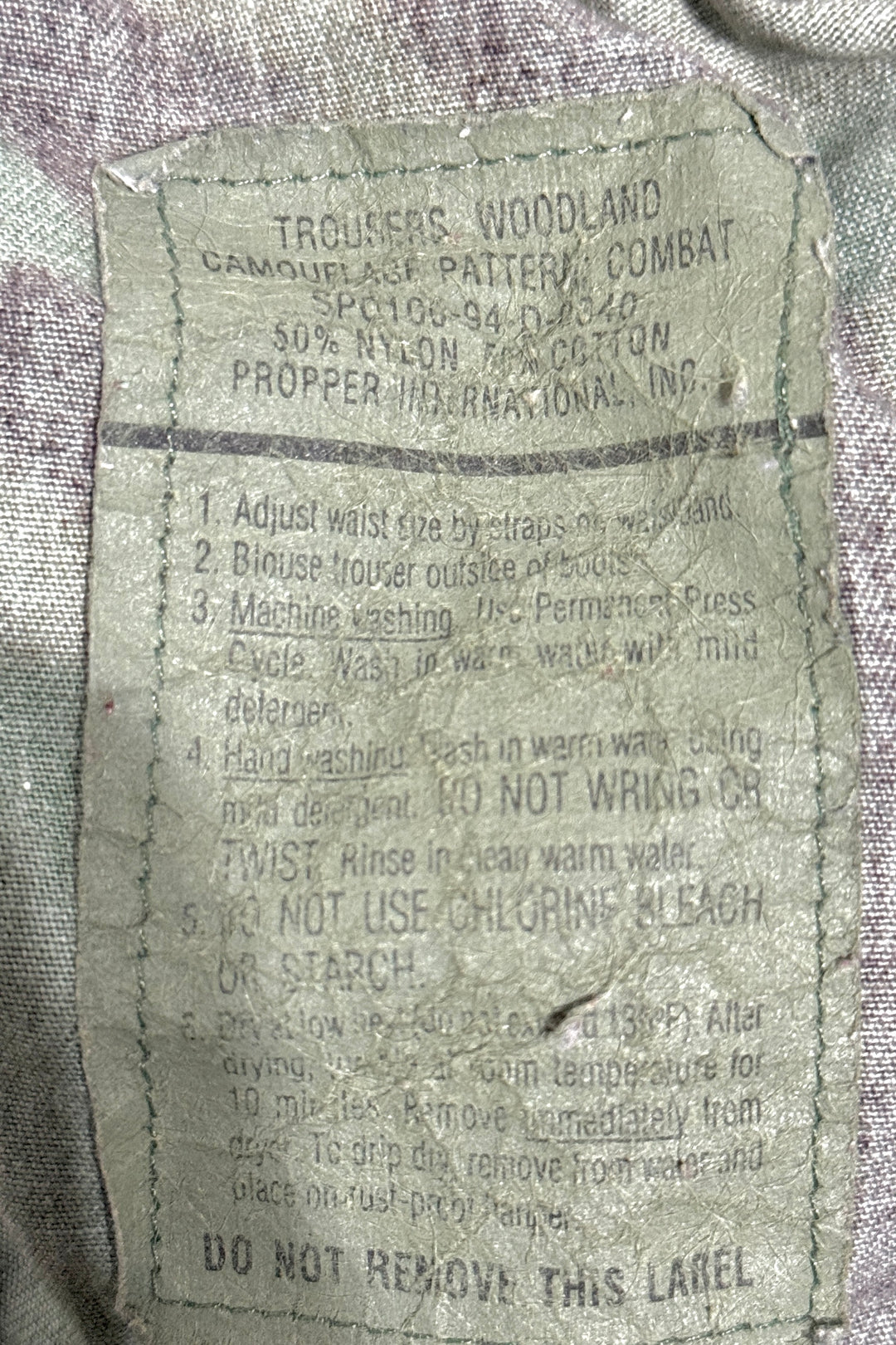 1990’S US ARMY MADE IN USA WOODLAND CAMO CARGO PANTS LARGE