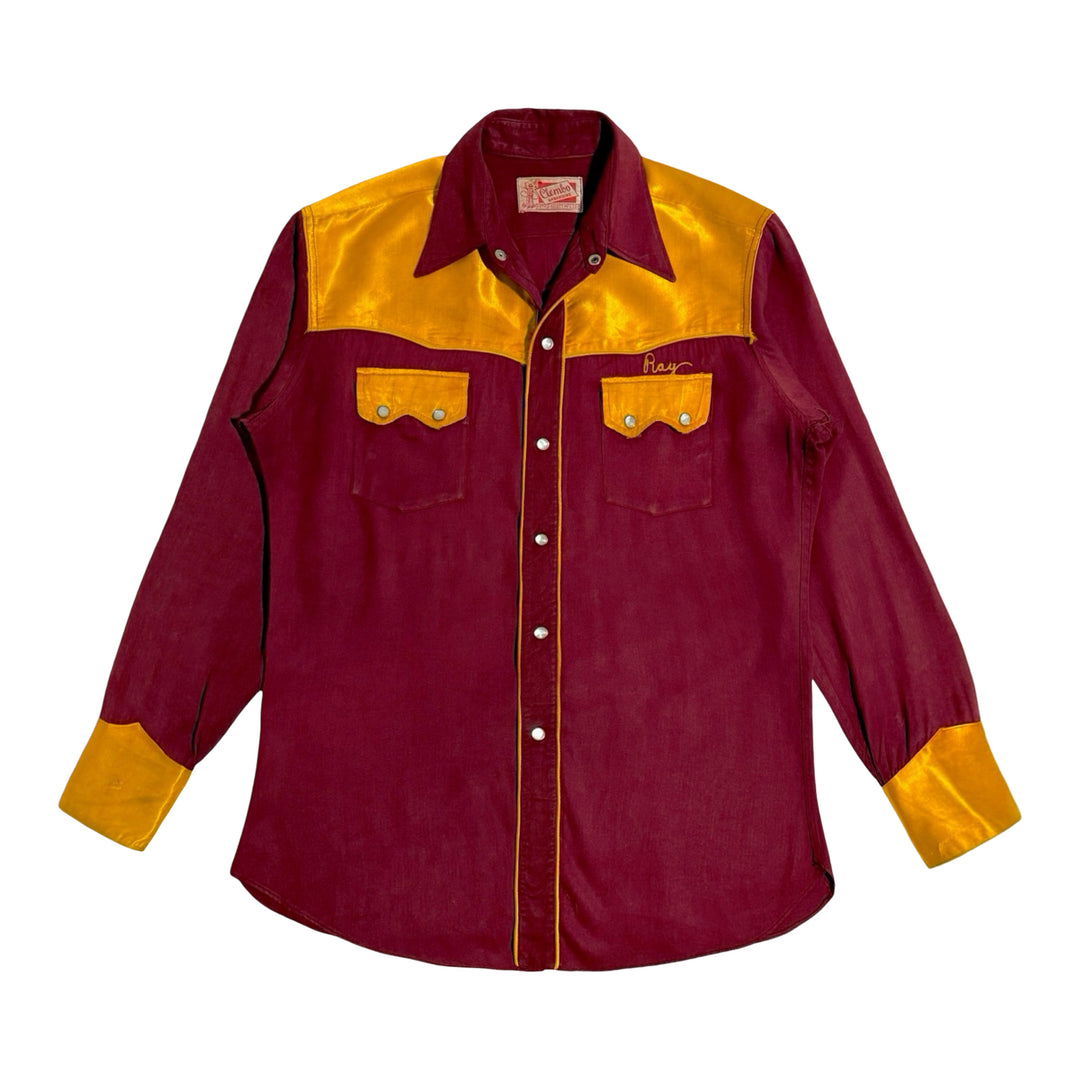 1950’S CLEMBO MADE IN USA “RUM RIVER SADDLE CLUB” CHAINSTITCHED SATIN CONTRAST YOKE GABARDINE WESTERN MOTHER OF PEARL SNAP L/S B.D. SHIRT X-LARGE
