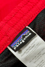 Cargar imagen en el visor de la galería, 2000’S PATAGONIA 6” BAGGIES HIKING SHORTS X-LARGE
