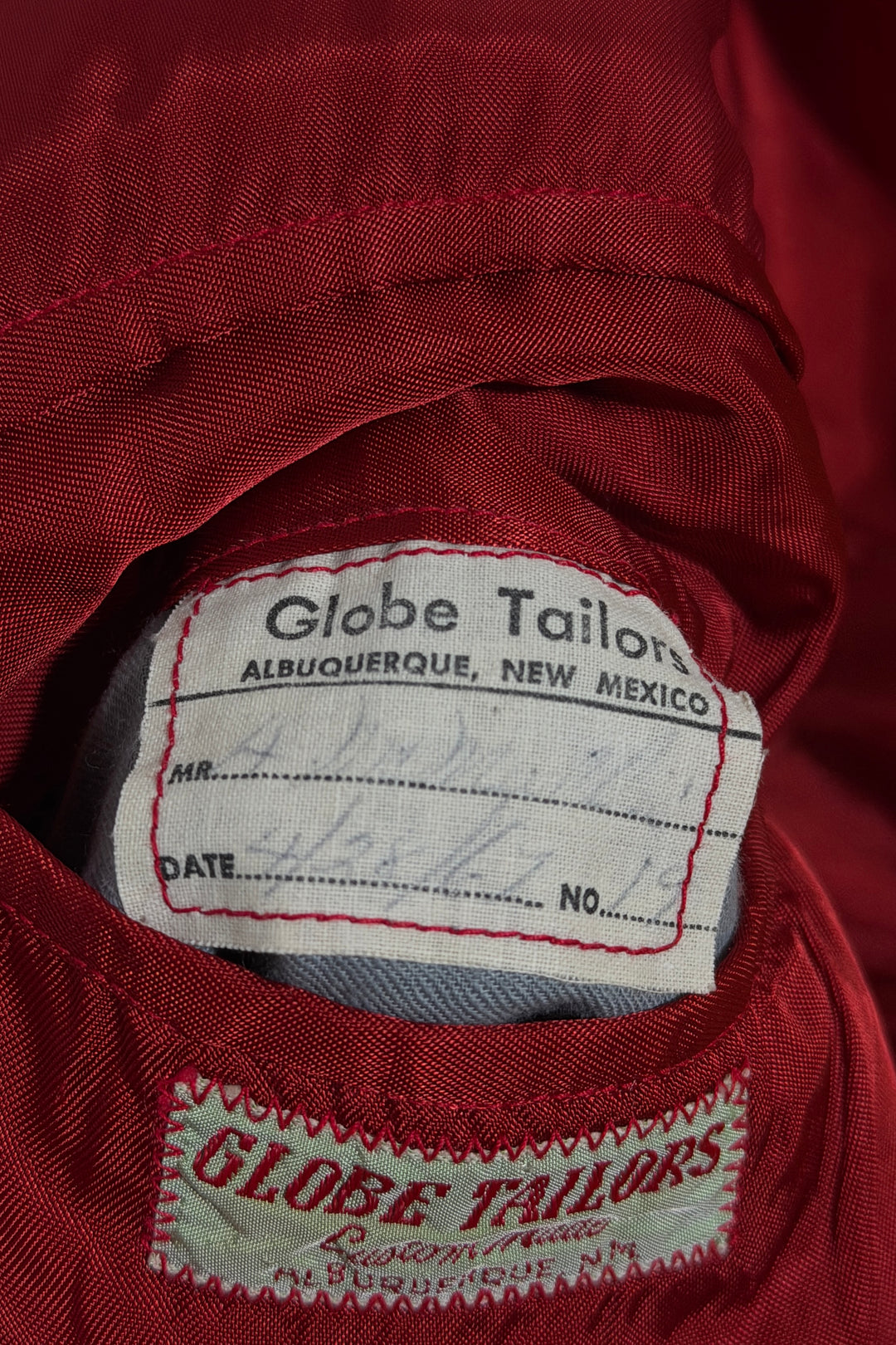 1960’S GLOBE TAILORS ALBUQUERQUE MADE IN USA CUSTOM “ESPAÑOLA SHRINE CLUB” NEW MEXICAN FLAG RED &amp; YELLOW SHAWL COLLAR TUXEDO JACKET 42R / LARGE