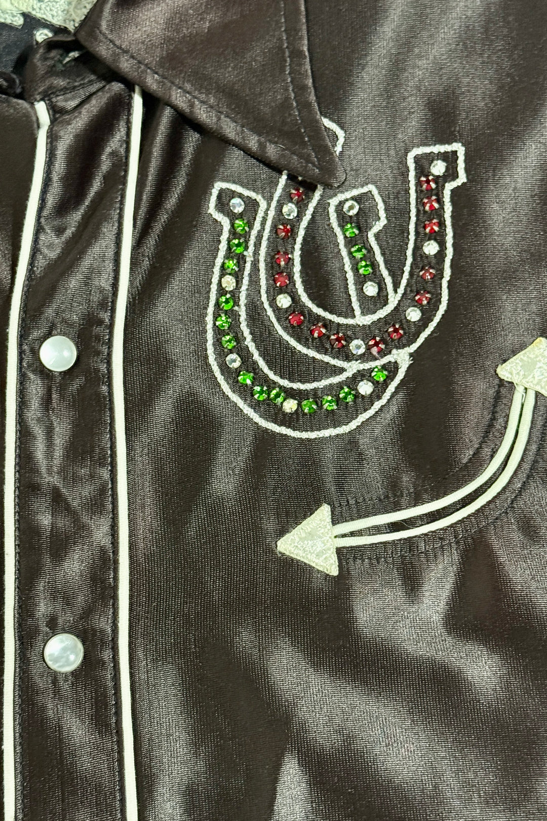 1970’S H BAR C MADE IN USA “OAKLAND CALIFORNIA SHRINER MOUNTED PATROL 🐴” SATIN CHAINSTITCHED RHINESTONE FRINGED WESTERN PEARL SNAP L/S B.D SHIRT LARGE