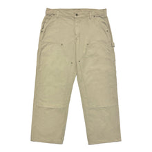 Cargar imagen en el visor de la galería, 2000’S CARHARTT DOUBLE KNEE KHAKI CANVAS CARPENTER PANTS 36 X 28
