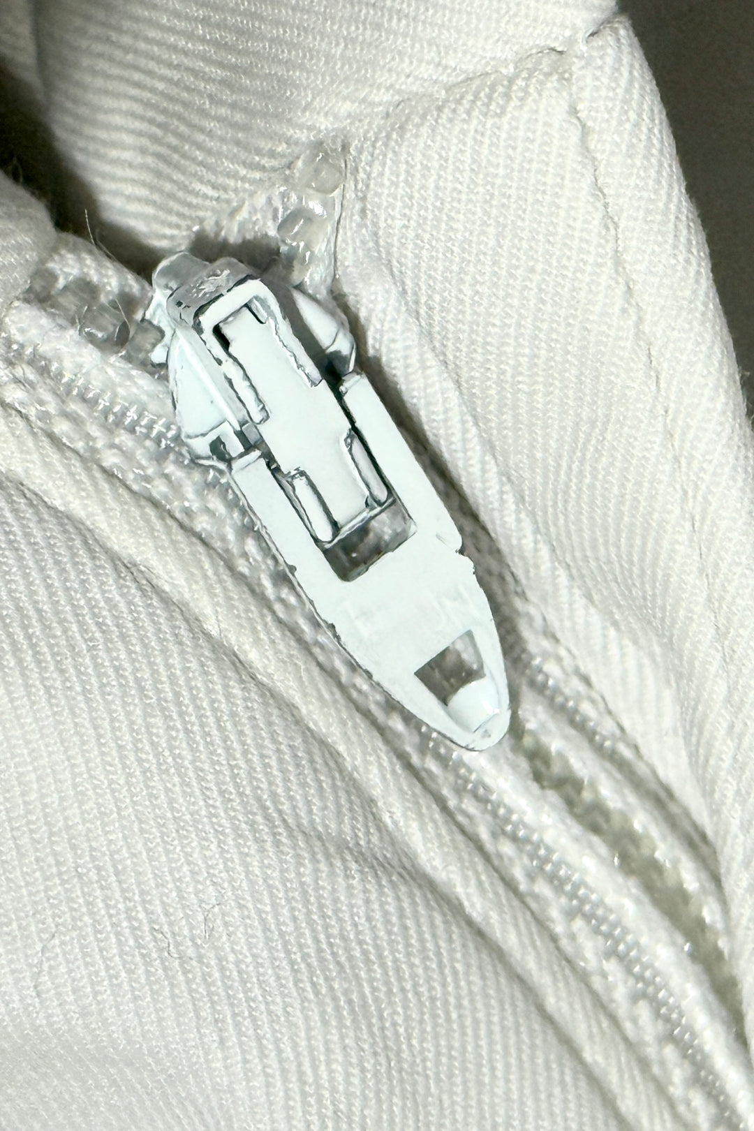 1990’S RALPH LAUREN MADE IN USA SILK/LINEN BLEND HIGH WAISTED PLEATED IVORY TROUSER PANTS 34 X 30