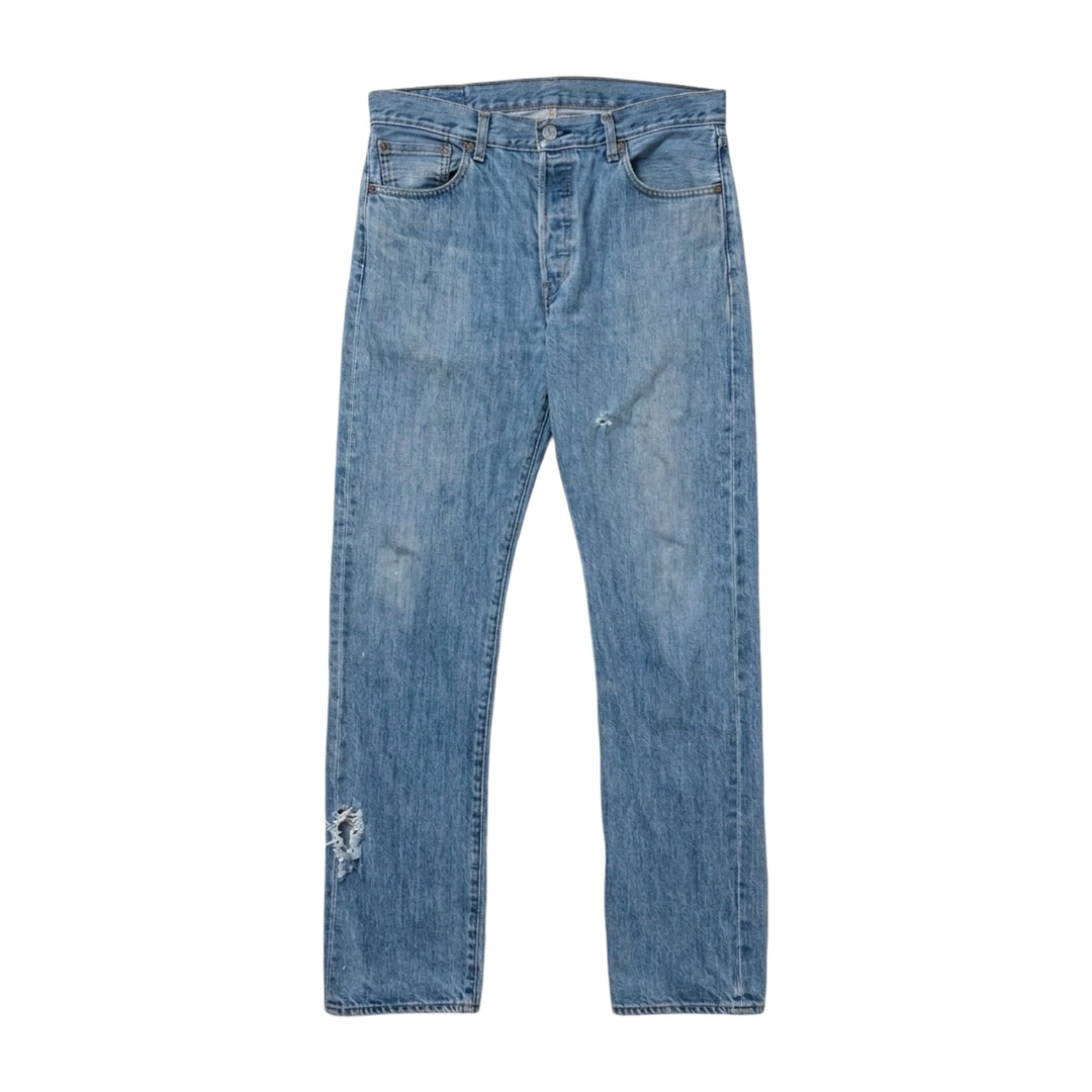2000’S LEVI’S 501 THRASHED LIGHT WASH DENIM JEANS 34 X 34