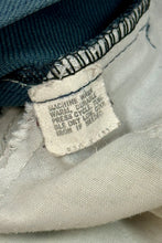 Cargar imagen en el visor de la galería, 1970’S LEVI’S 517 MADE IN USA BLUE BOOTCUT WESTERN PANTS 36 X 28
